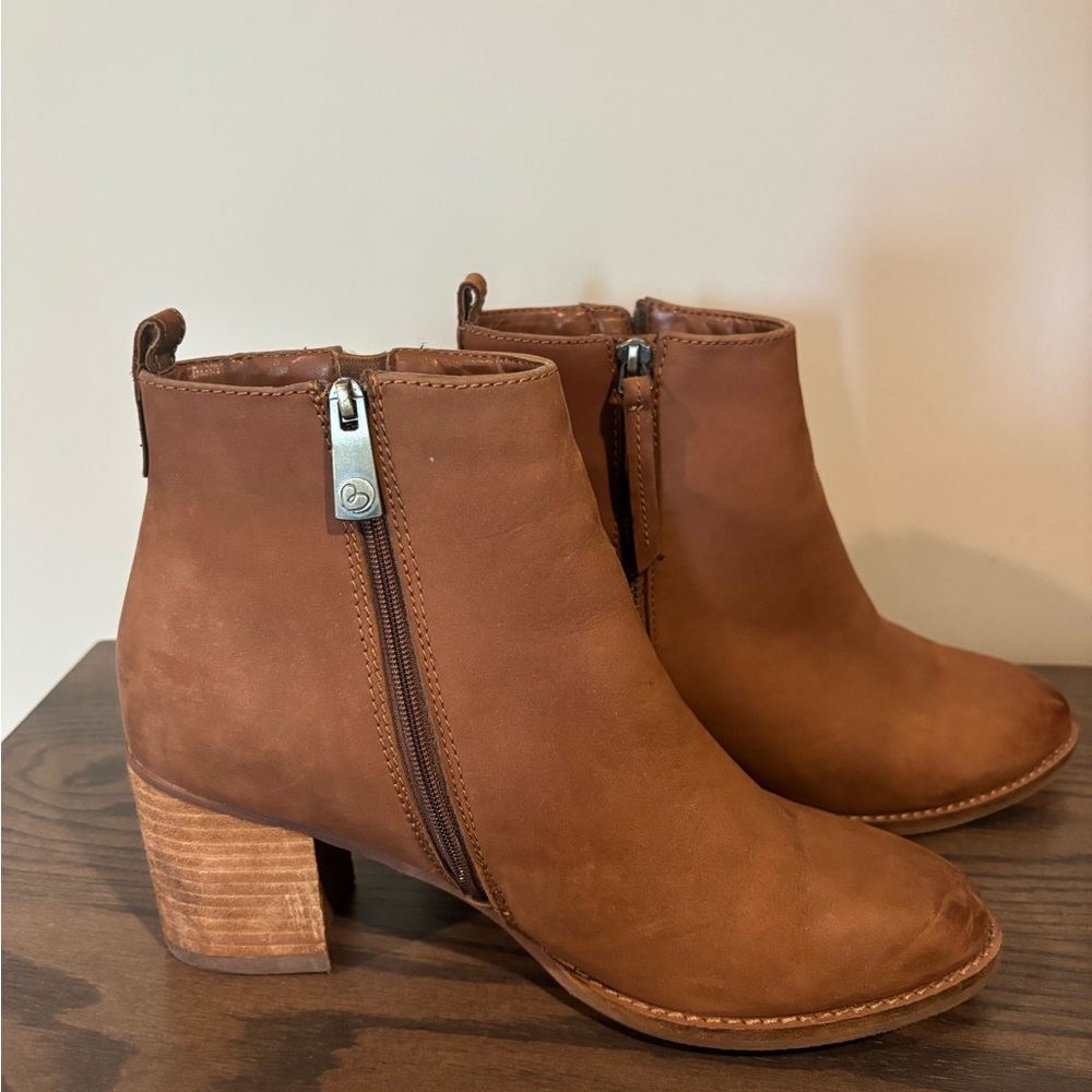 Blondo Waterproof Ankle Booties with Zipper